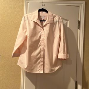 Chicos size 2 no iron cotton shirt in light pink
